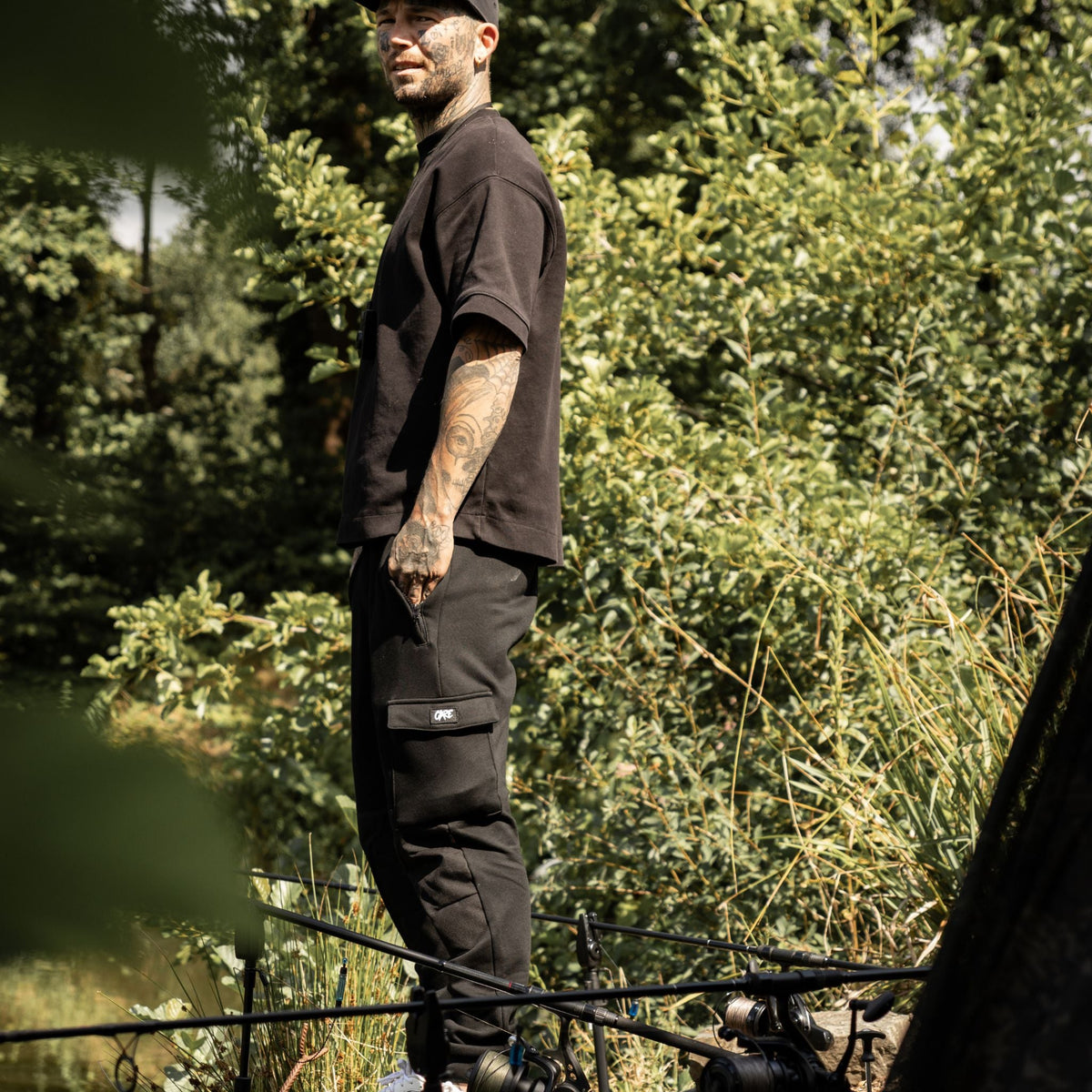 CARE Outdoor Jogger für Angler – Produktansicht