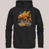 Schwarzer Unisex Bio-Baumwolle Hoodie mit auffälligem Frontprint eines mechanischen Karpfens im Mecha-Stil mit orange-goldenen Details, Wassersplash-Effekt und CARE-fishing-Schriftzug