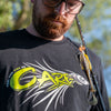 Angler T-Shirt mit auffälligem Kunstköder-Motiv – Spinnerbait Edition für Raubfischfans